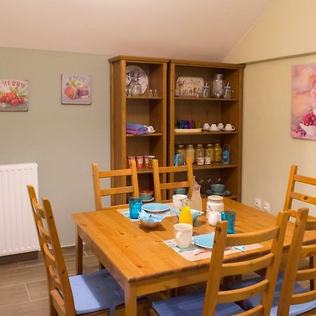 Premium Apartment Lycabettus 3-Bedrooms Афіни Екстер'єр фото